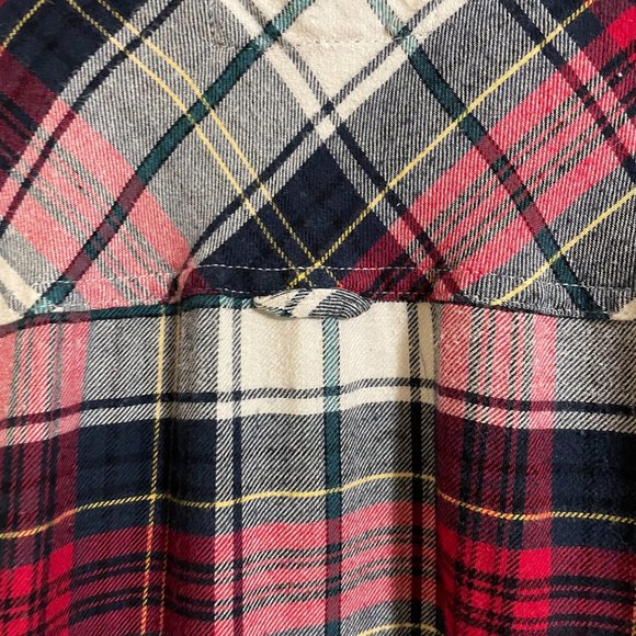 Abercrombie & Fitch Flannel Button-Down Shirt - Picture 5 of 6